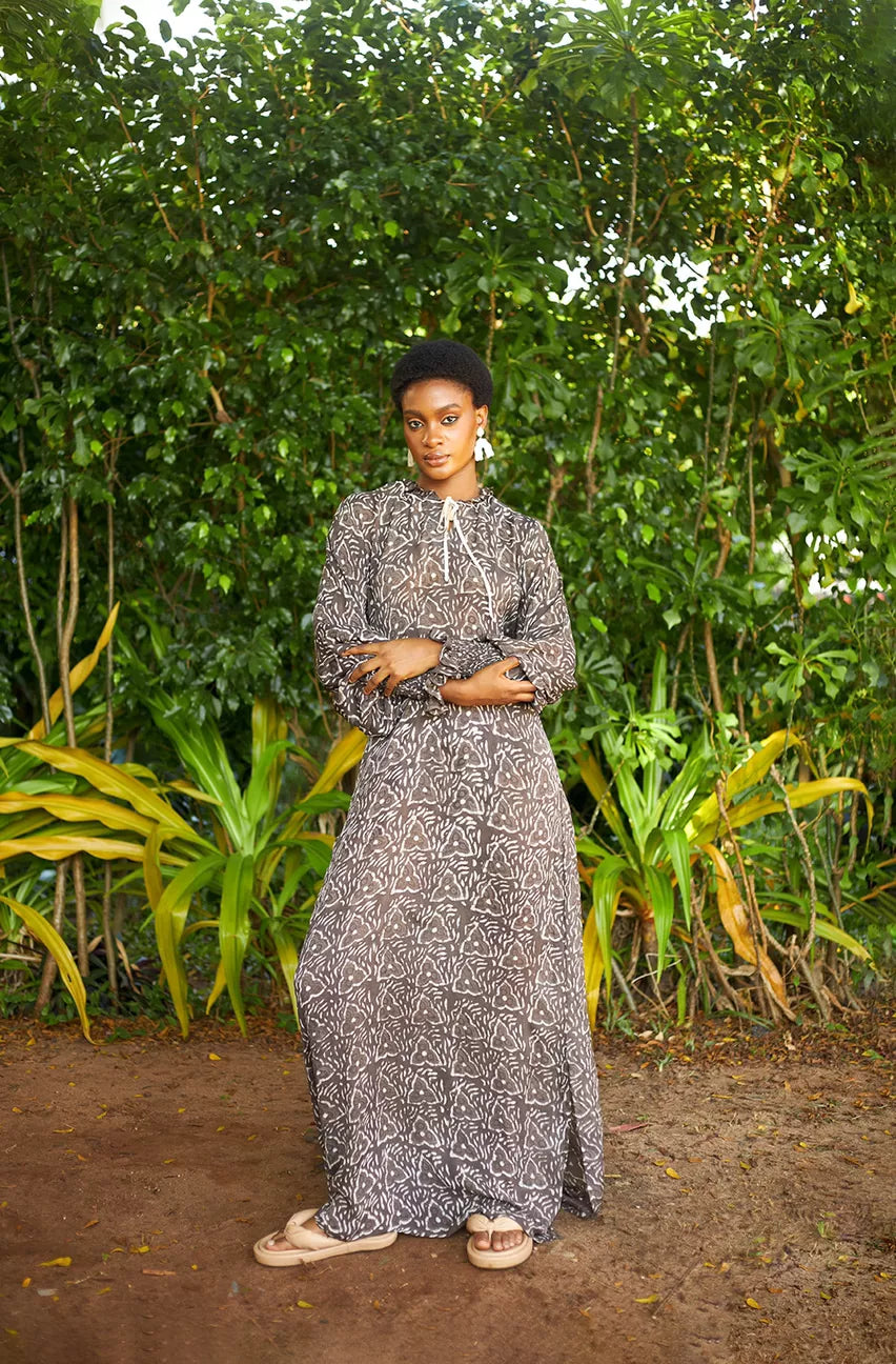 Ihunanya indigo floral kaftan