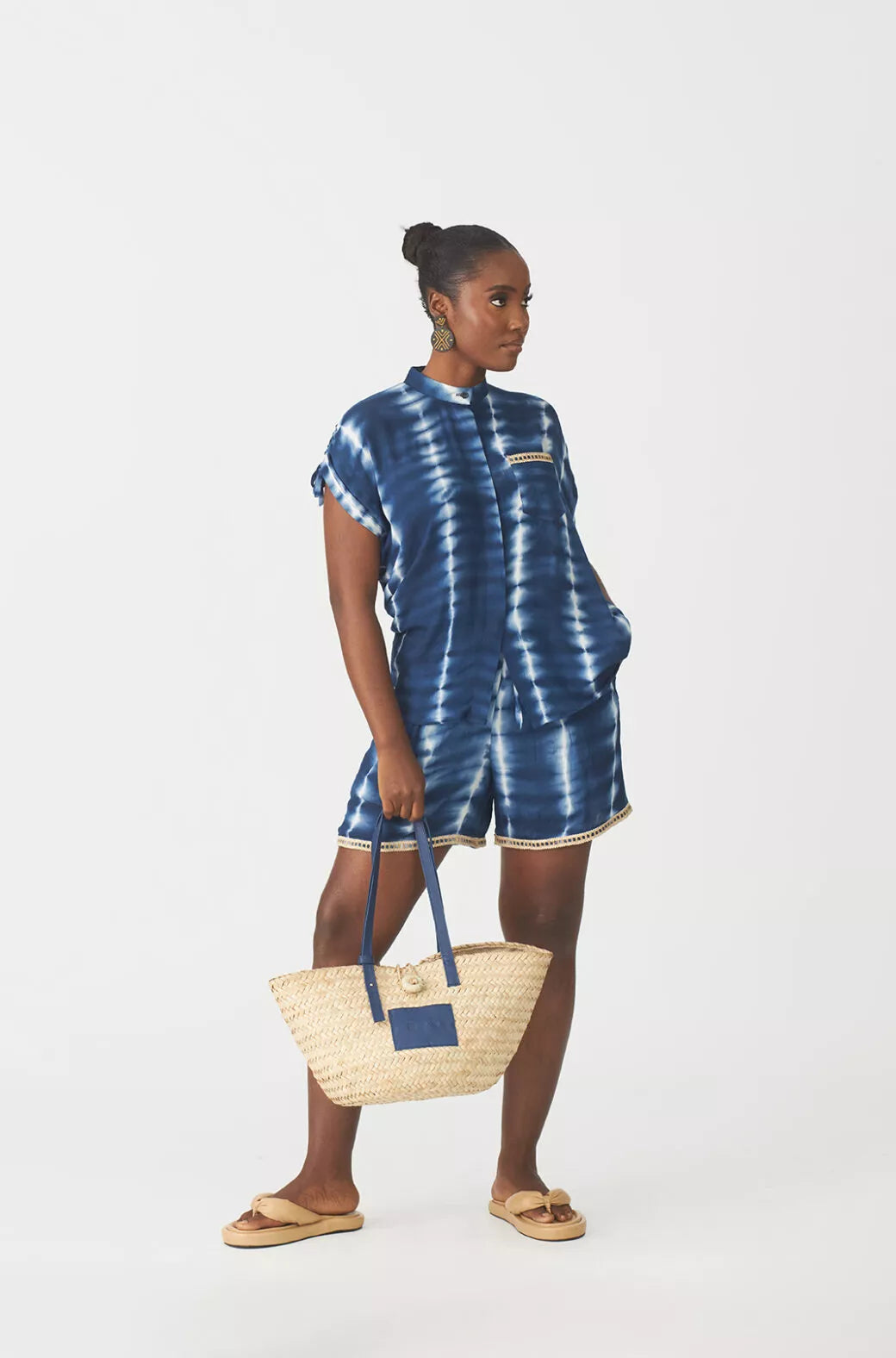 Kwelaku Raffia Tote (blue)